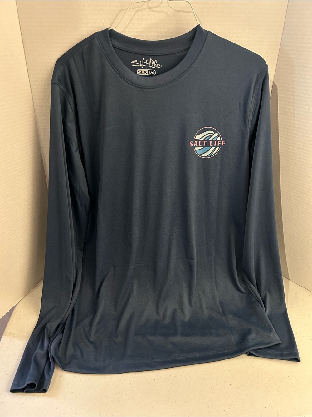 Salt Life Women’s Long Sleeve Performance Tee - Navy NWT  (L)